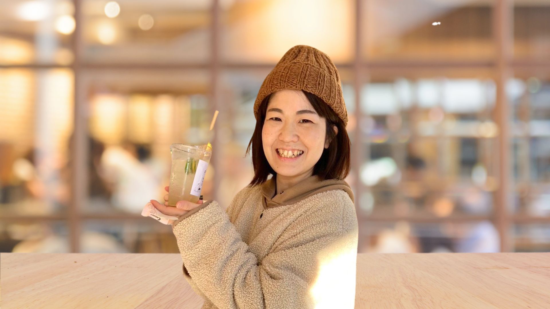 横川あきな